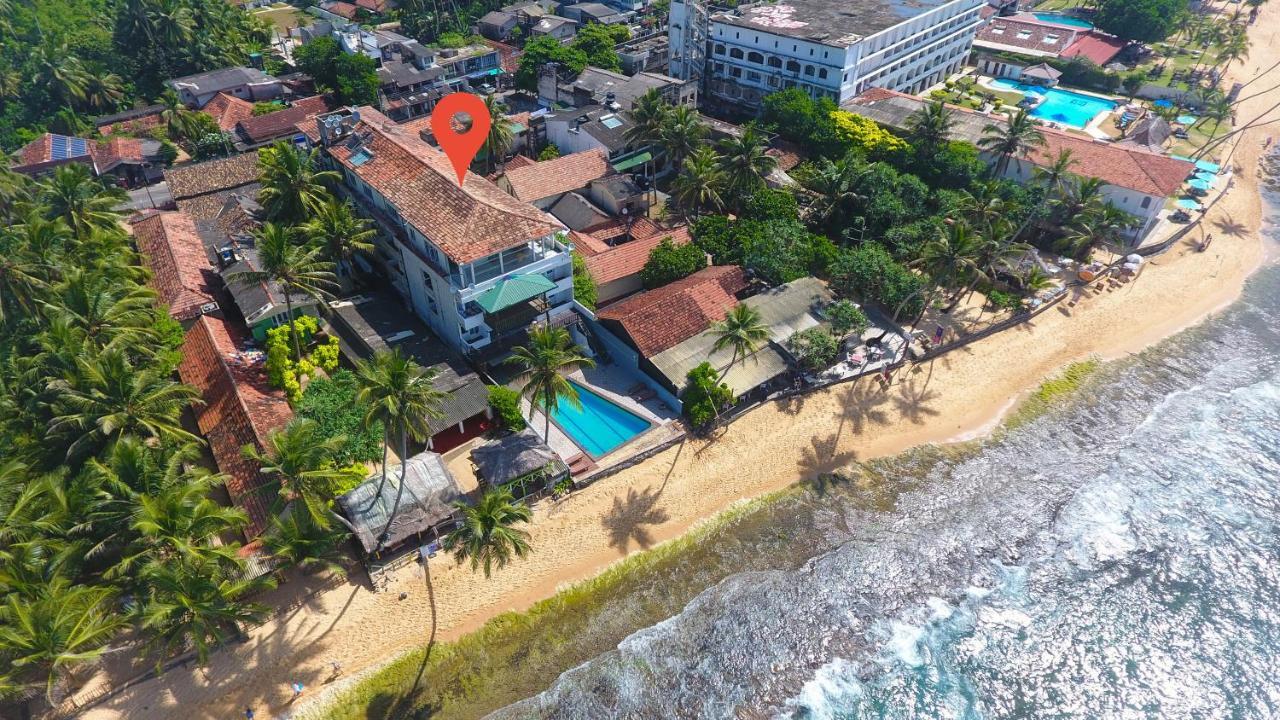 Lucky Seven Beach Resort Hikkaduwa Exteriör bild